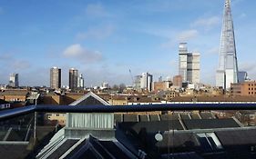 The Maltings Tower Bridge Apartment